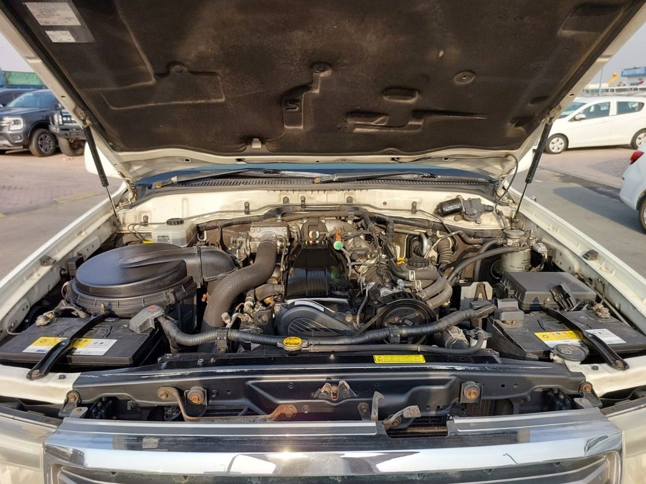 تويوتا لاند كروزر TOYOTA LAND CRUISER SUV RHD 2005 MODEL 4.2 L DIESEL AUTOMATIC(PM27948)