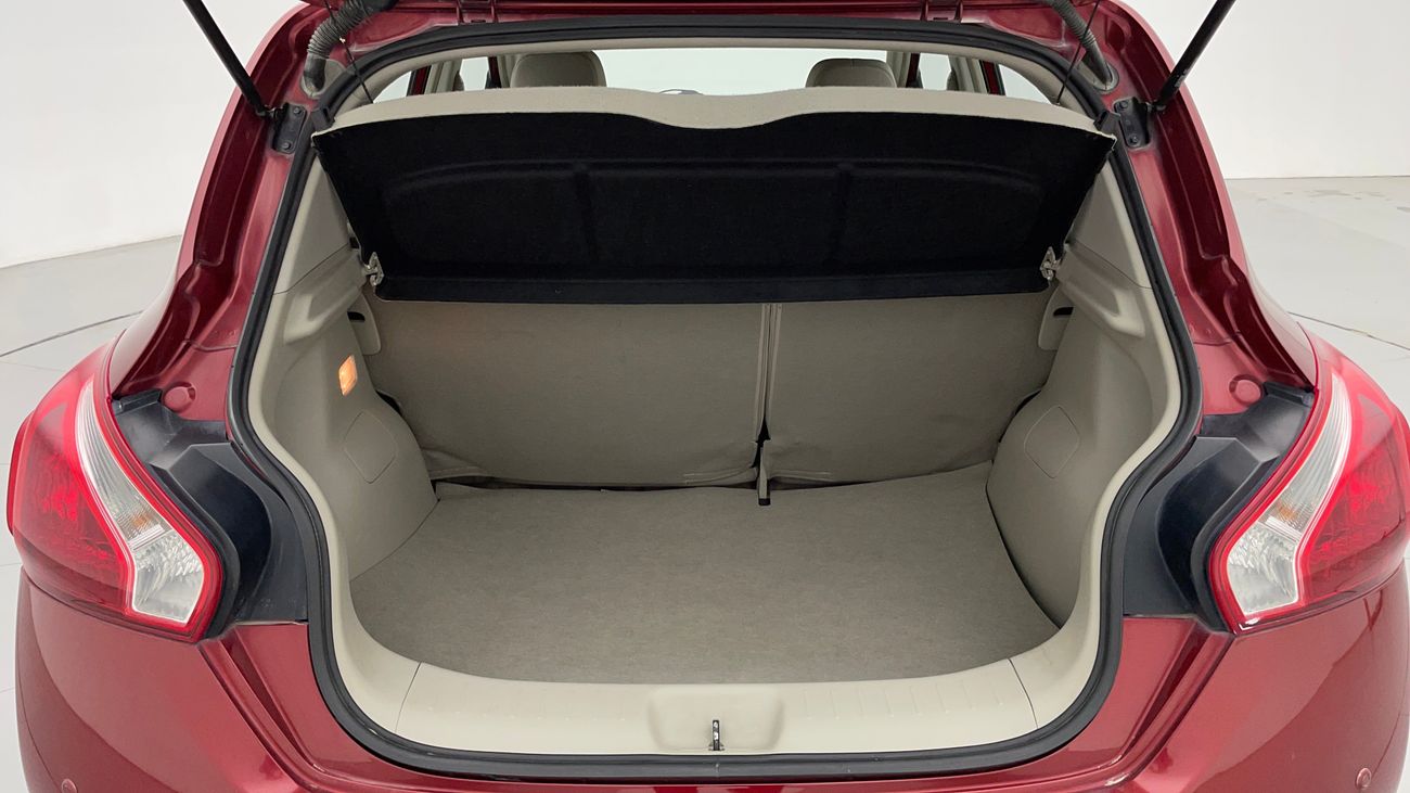 Nissan Tiida S 1.6 | Zero Down Payment | Free Home Test Drive