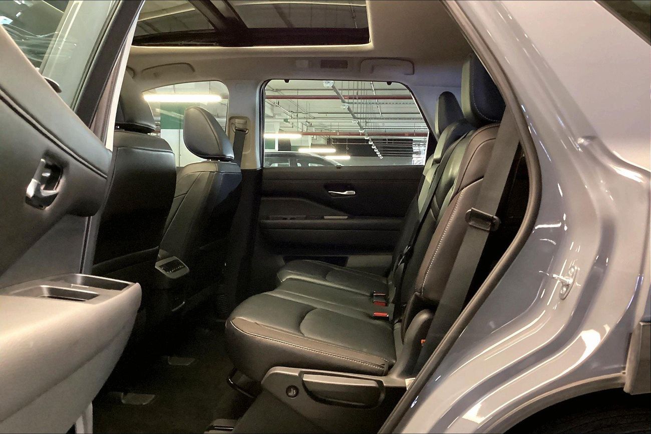 Nissan Pathfinder SV | Guaranteed Warranty | 0 Down Payment