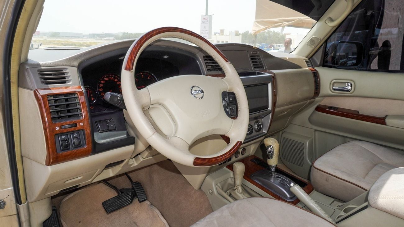 Nissan Patrol Super Safari