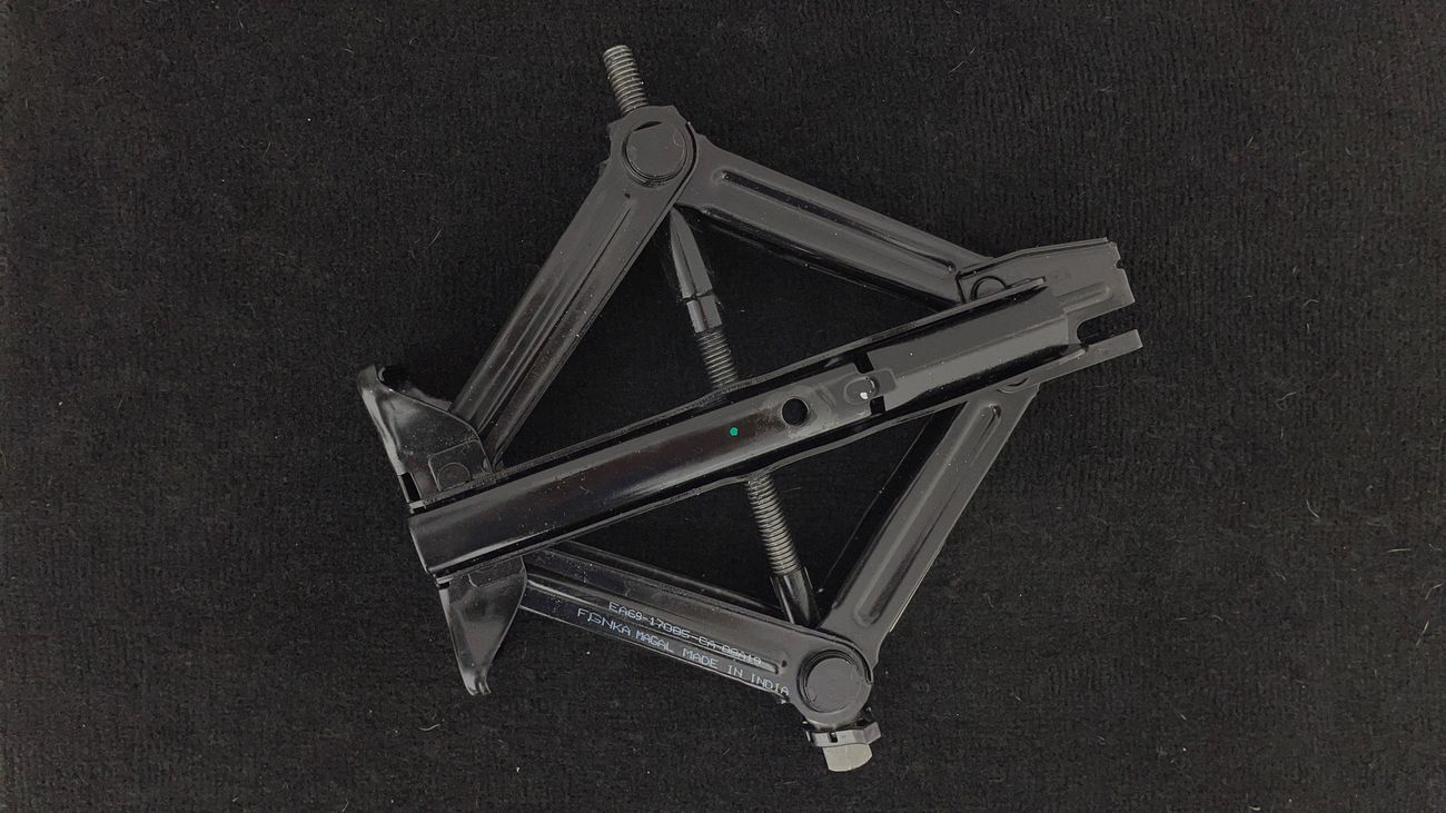 Ford Figo AMBIENTE 1.5 | Zero Down Payment | Home Test Drive