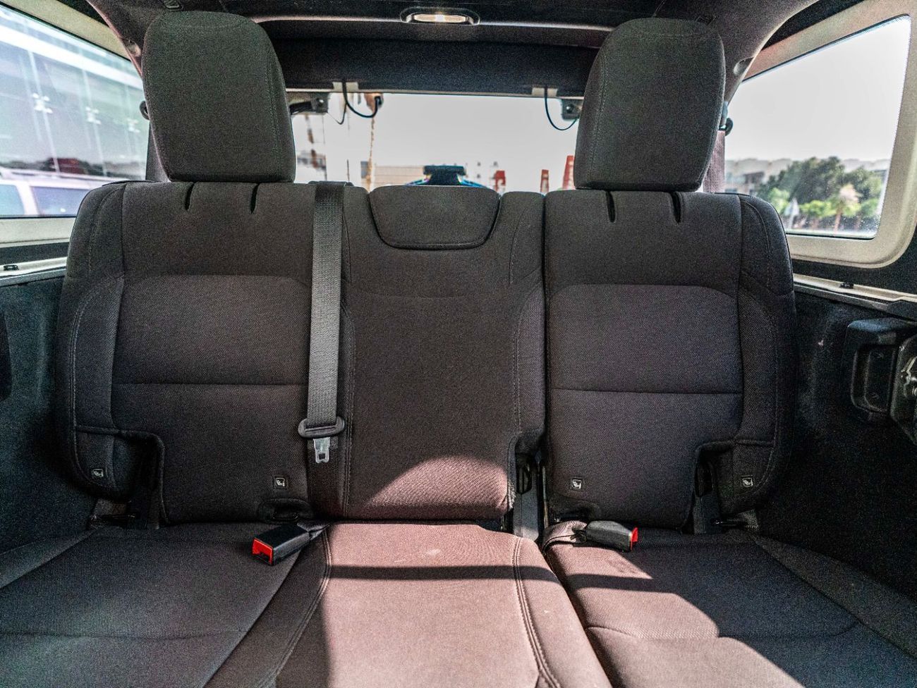 Jeep Wrangler Sport 3.6L A/T (5 Seater)