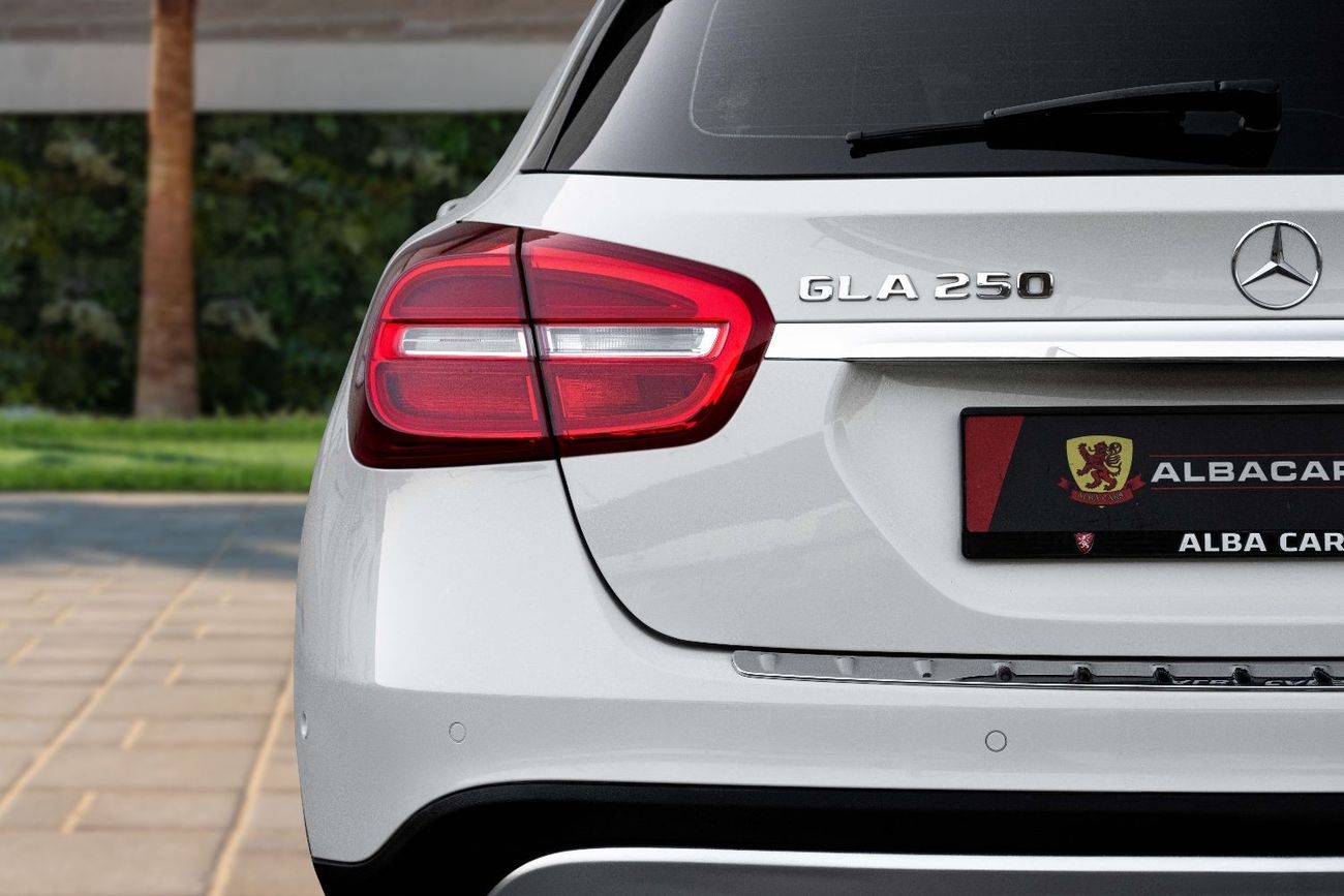 Mercedes-Benz GLA 250 AMG-Kit 4Matic | 2,056 P.M  | 0% Downpayment | Excellent Condition!