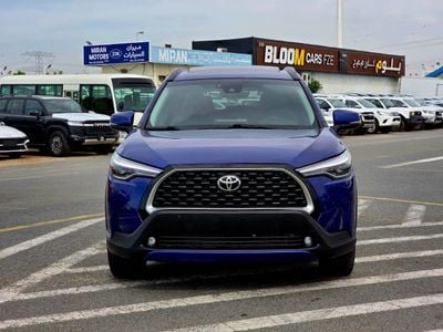 Toyota Corolla Cross  2.0L (AWD) Sunroof , Push button , Trunk automatic and leather seats