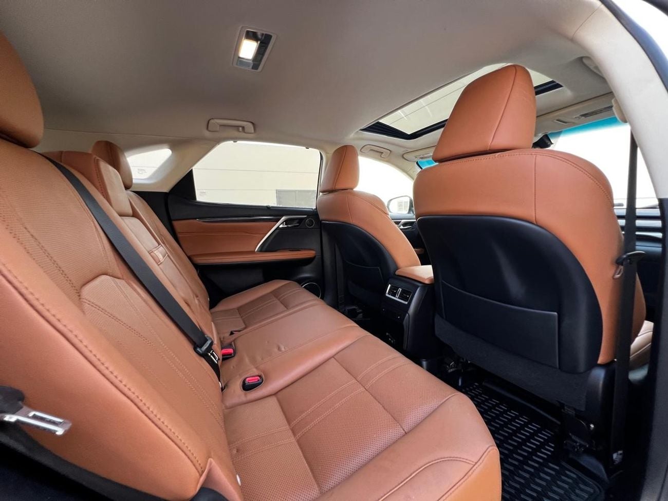 Lexus RX350 Platinum Lexus Rx350 Model 2022 Clean title without accident
