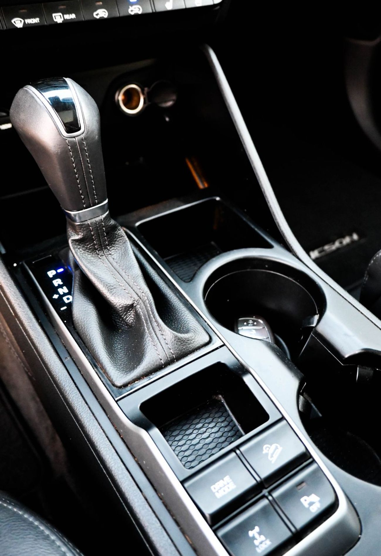 Hyundai Tucson GL Plus 2.0L