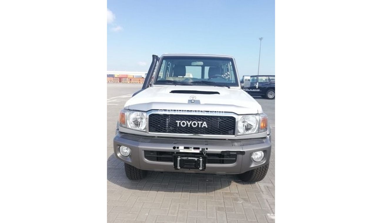 Toyota Land Cruiser 4.5L Turbo Diesel V8 SPECIAL