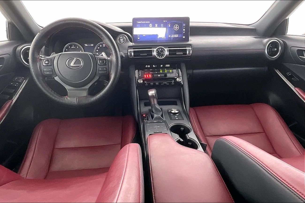 لكزس IS 300 Premier | شامل الضمان | 0 ﺪﻔﻋﺓ ﺃﻮﻟﻯ
