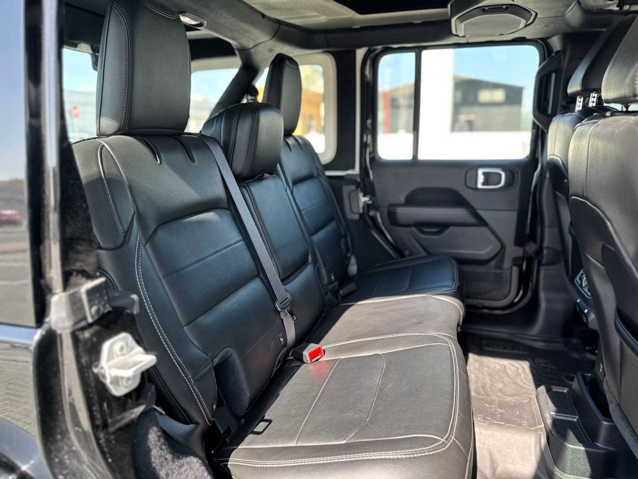 جيب رانجلر Unlimited Sahara 3.6L