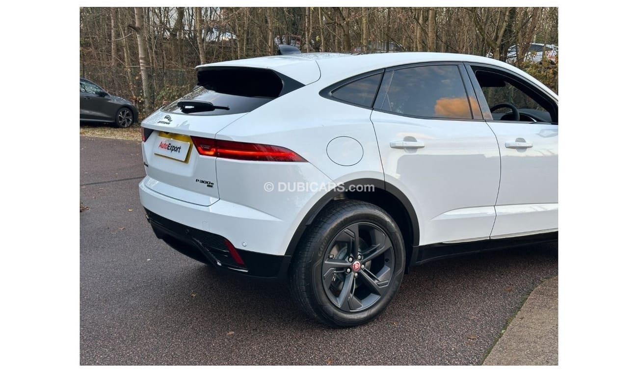 Jaguar E Pace P300e