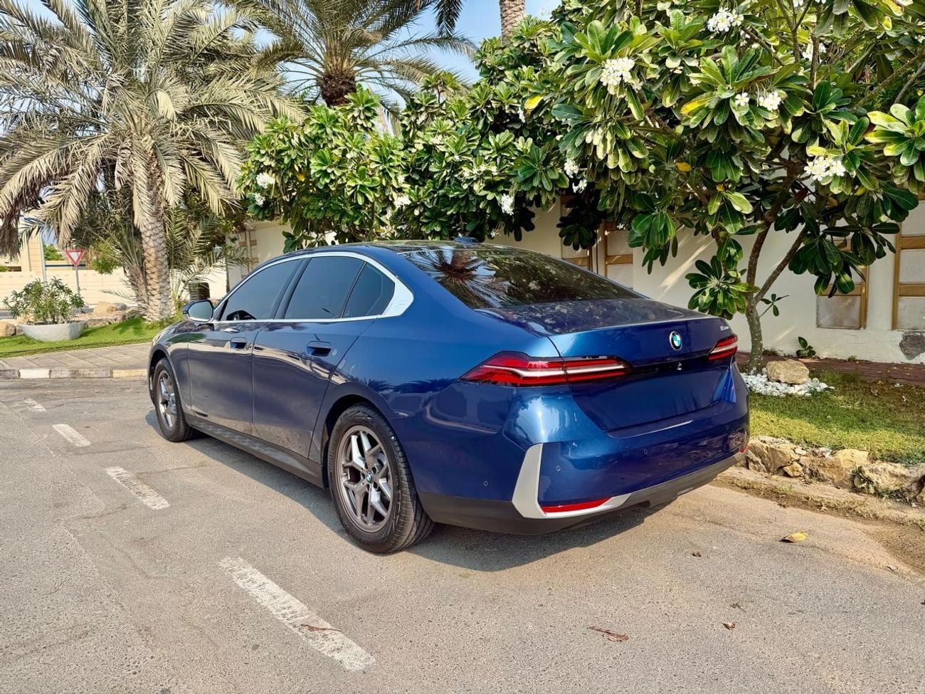 بي أم دبليو 530i PURE