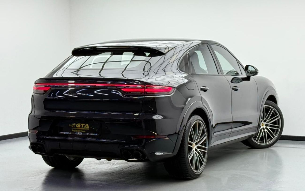 بورش كايان GTS Coupe 2022 Porsche Cayenne GTS Coupe, 2026 Porsche Warranty, Full Porsche Service History, GCC