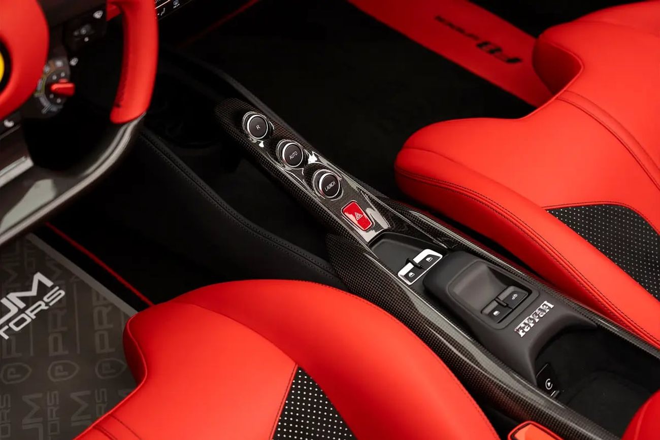 فيراري ف ٨ سبيدر 3.9T V8