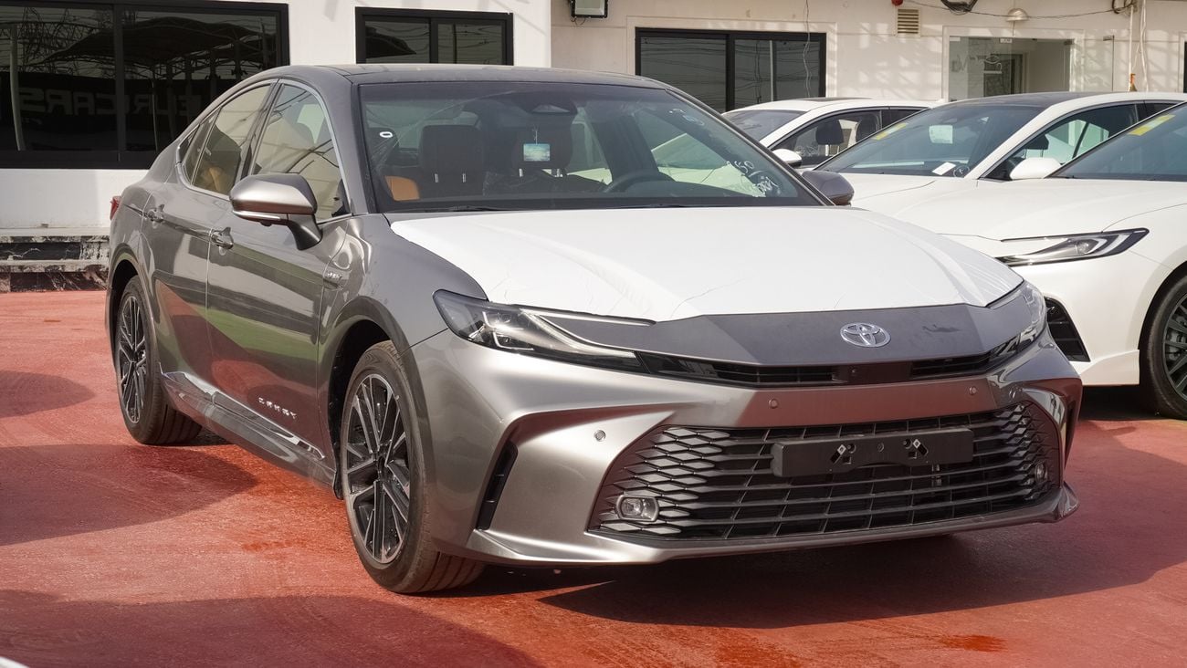 تويوتا كامري Lumiere 2.5L HEV