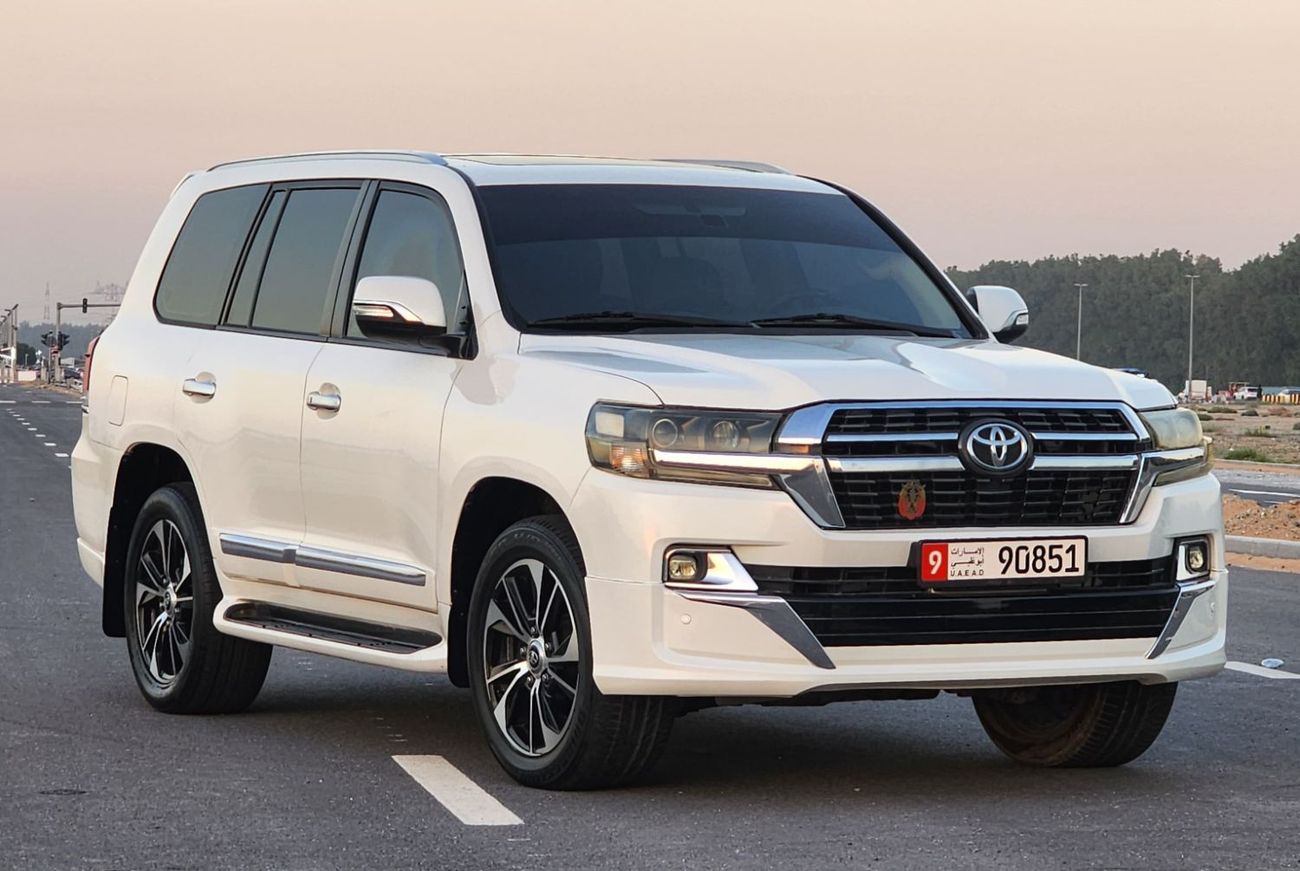 تويوتا لاند كروزر GX.R V8 upgrade 2021