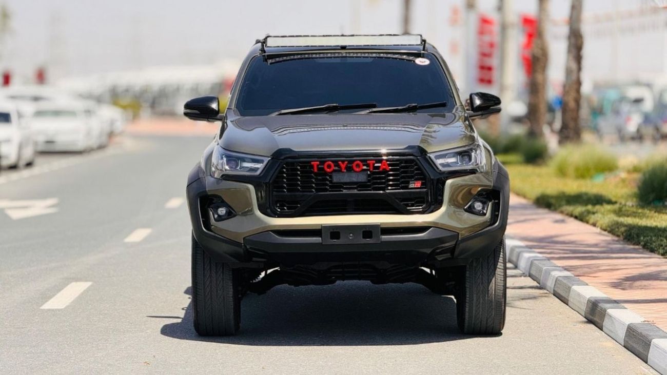 Toyota Hilux MODIFIED TO 2024 GR SPORTS | 2.8L DIESEL | PREMIUM SPORTS BAR | AFTER MARKET SIDE FENDERS | 2019