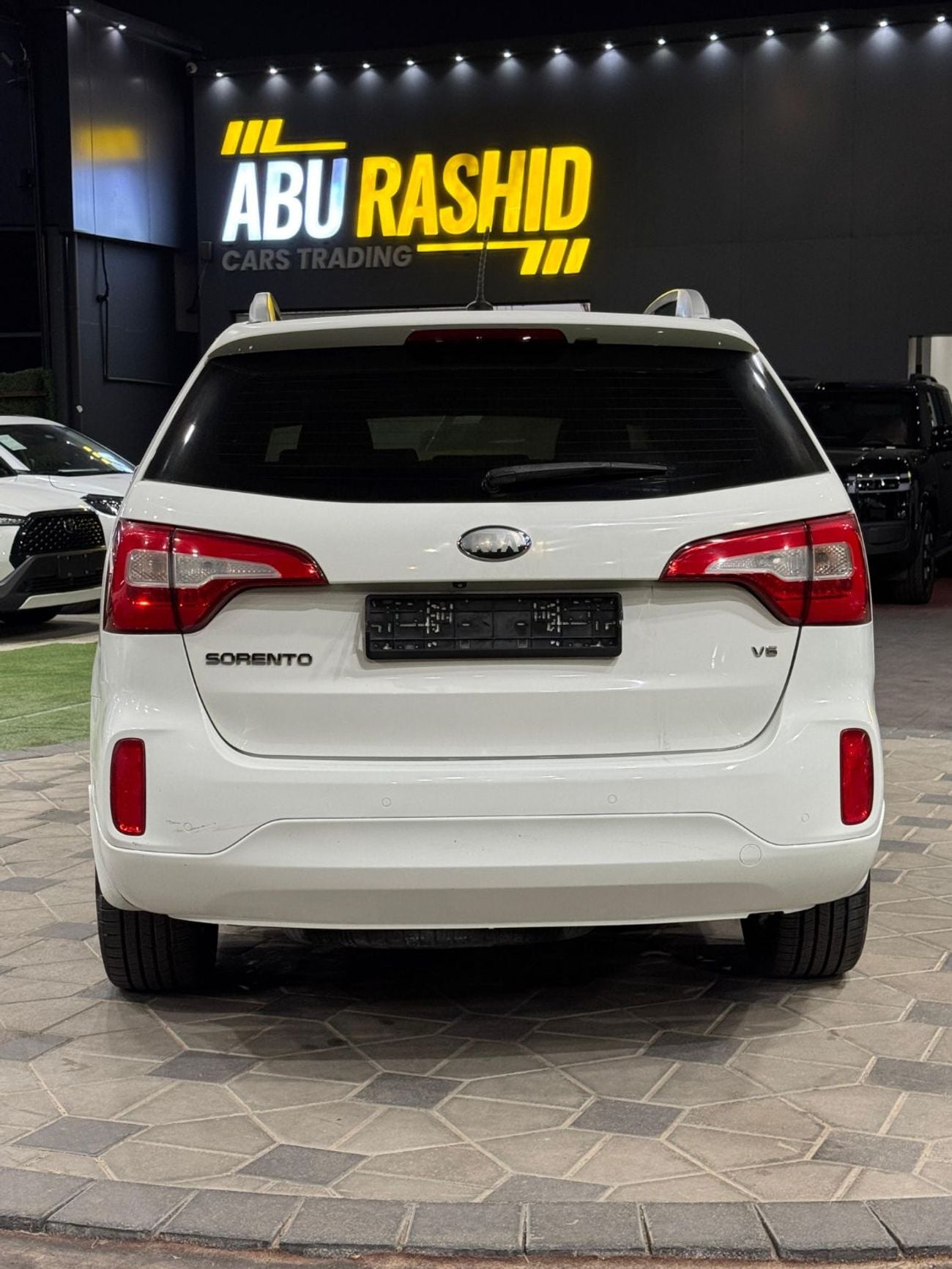 Kia Sorento Base 3.3L AWD