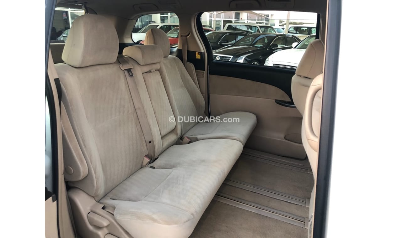 Toyota Previa Toyota pravia model 2014 GCC car prefect condition full optio