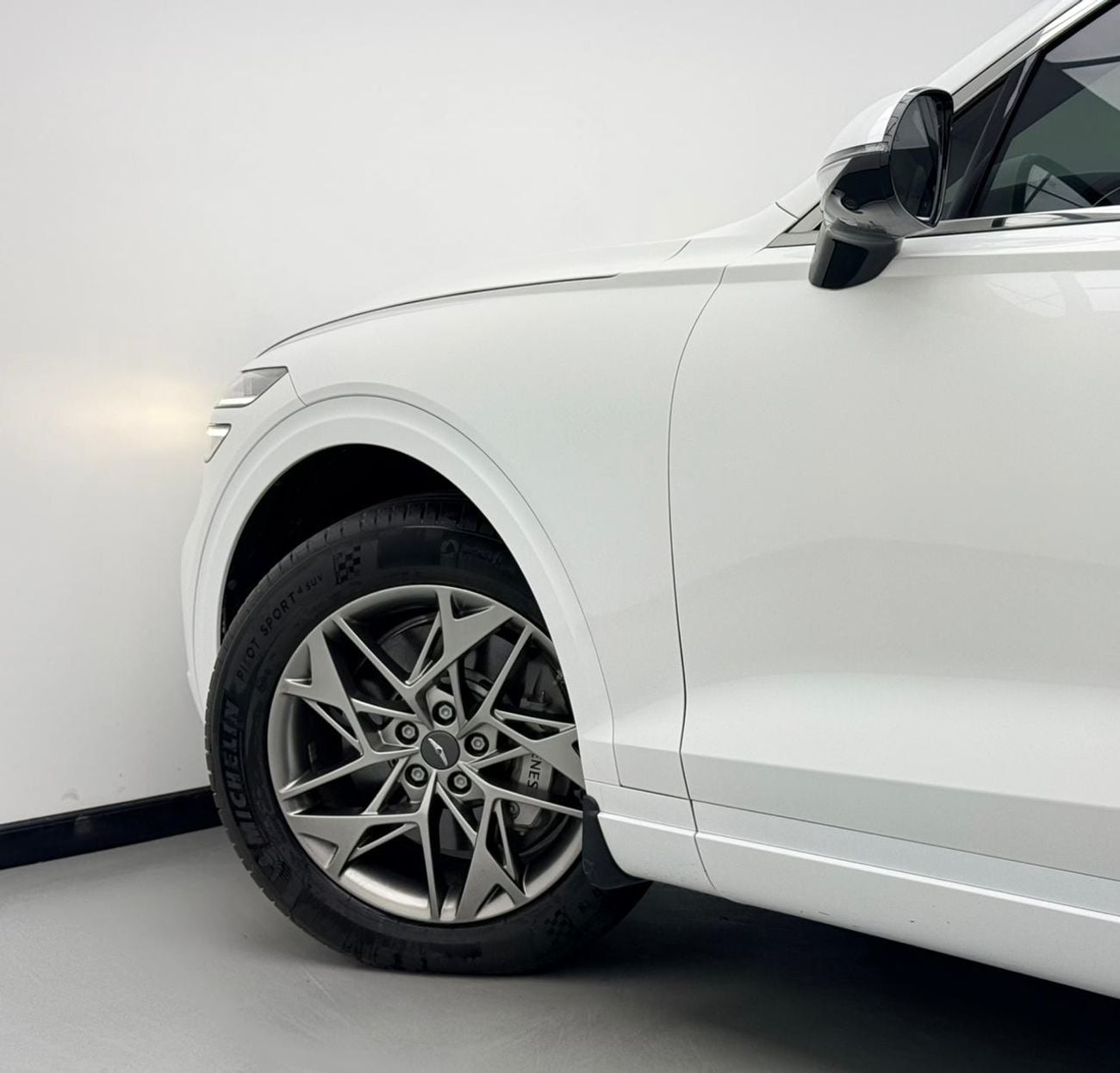 Genesis GV70 2024 Genesis GV70 Prestige, 2029 Genesis Warranty + Service Pack, Full Genesis Service History, GCC