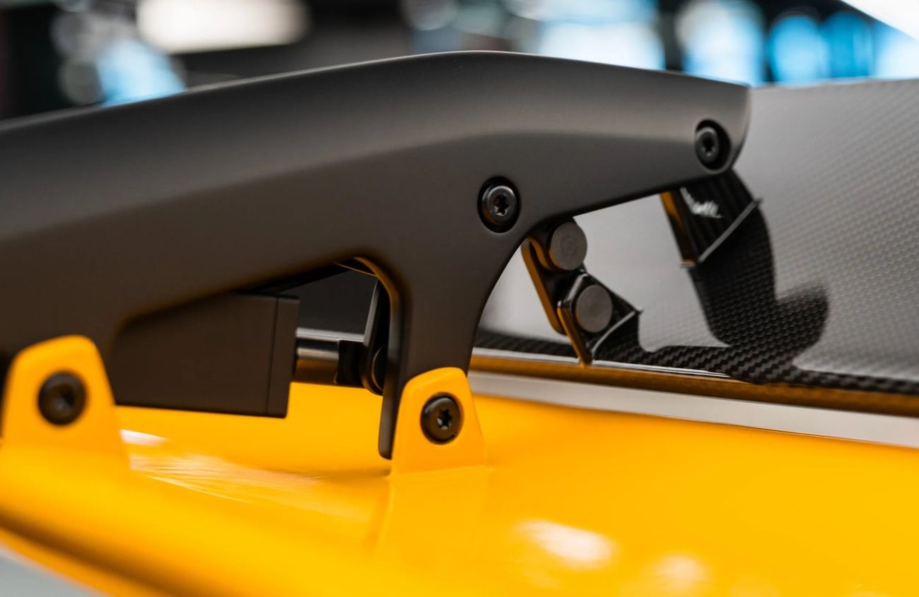 بورش 911 4.0L F-6 Naturally Aspirated Engine