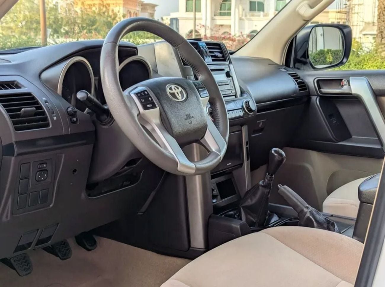 Toyota Prado Toyota prado 2012model 3.0L v4 Diesel Engine Colour White Transmission Manual Interior Beige 7seats