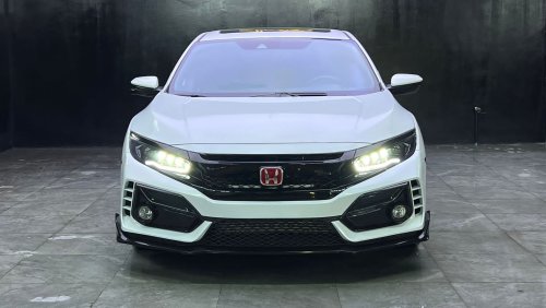 Honda Civic Hatchback Full Option 2020 model