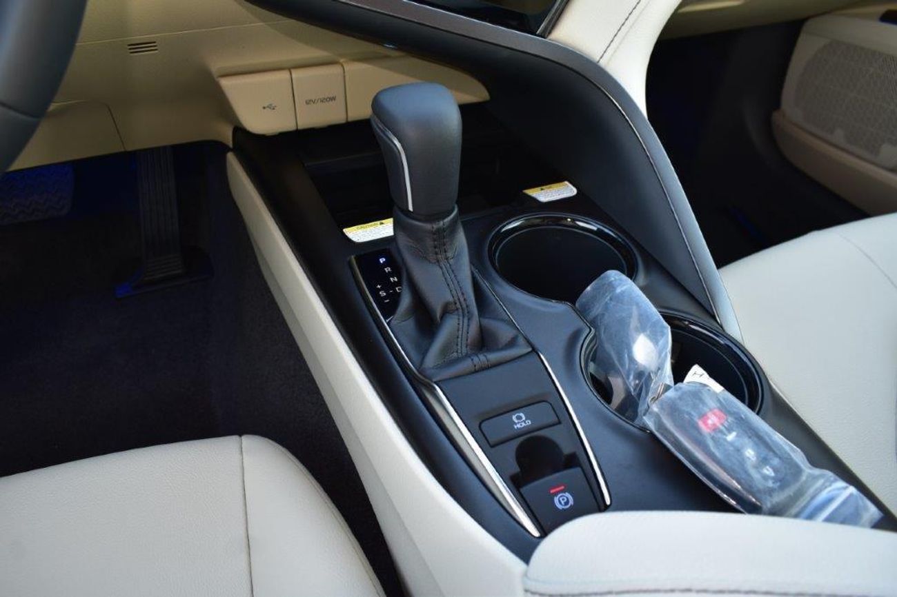 Toyota Camry GLE-X 2.5L PETROL AUTOMATIC