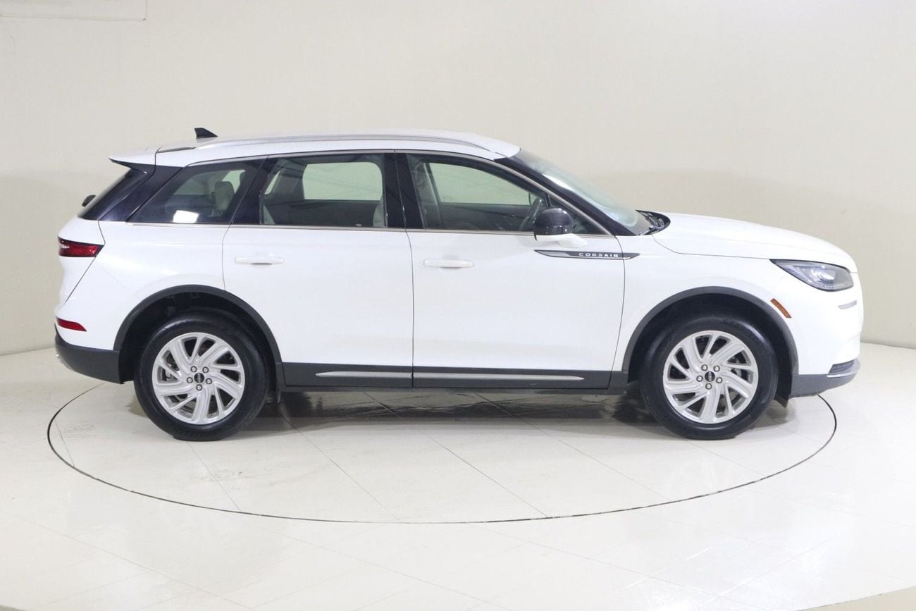 Lincoln Corsair STD AWD COR121 / FREE INSURANCE + REGISTRATION / AL TAYER MOTORS AL QOUZ SHOWROOM