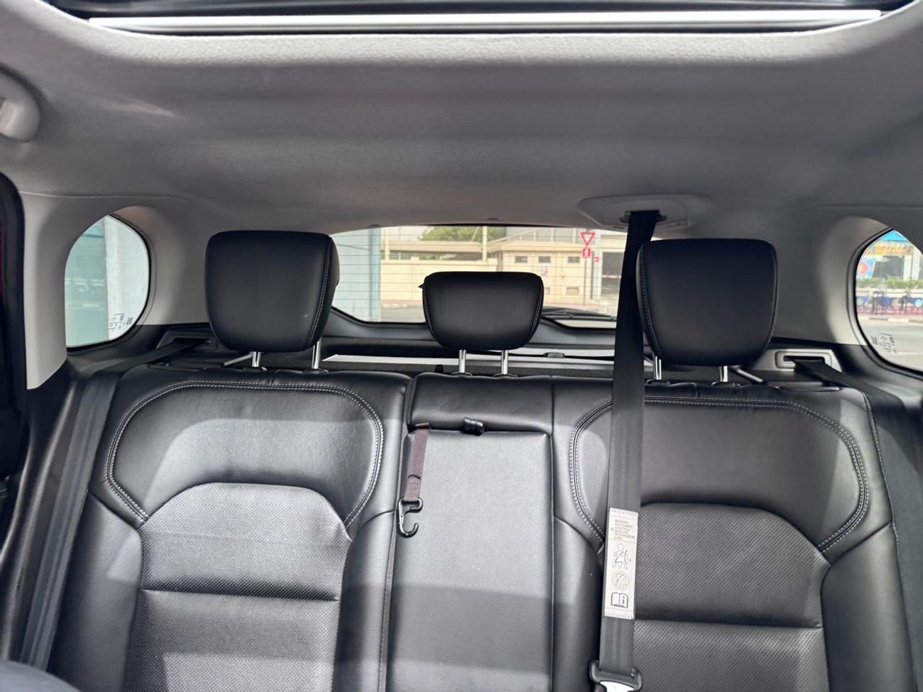 سوزوكي جراند فيتارا GLX 4WD A/T 2-TONE