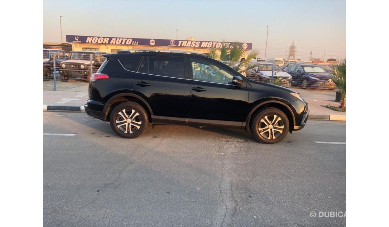 Toyota RAV4 TOYOTA RAV4 LE 2016