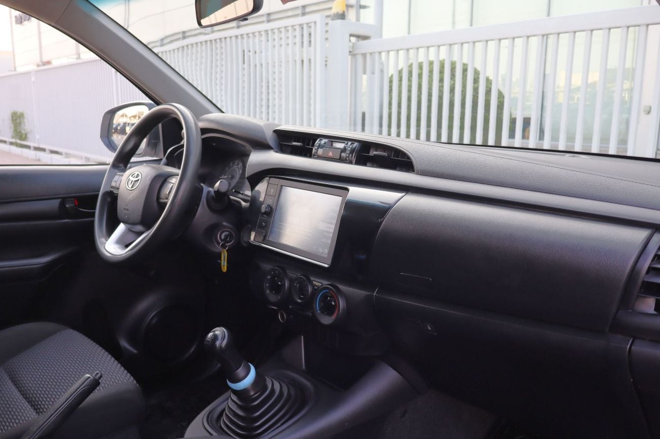 Toyota Hilux GL 2.7L Double Cab Utility