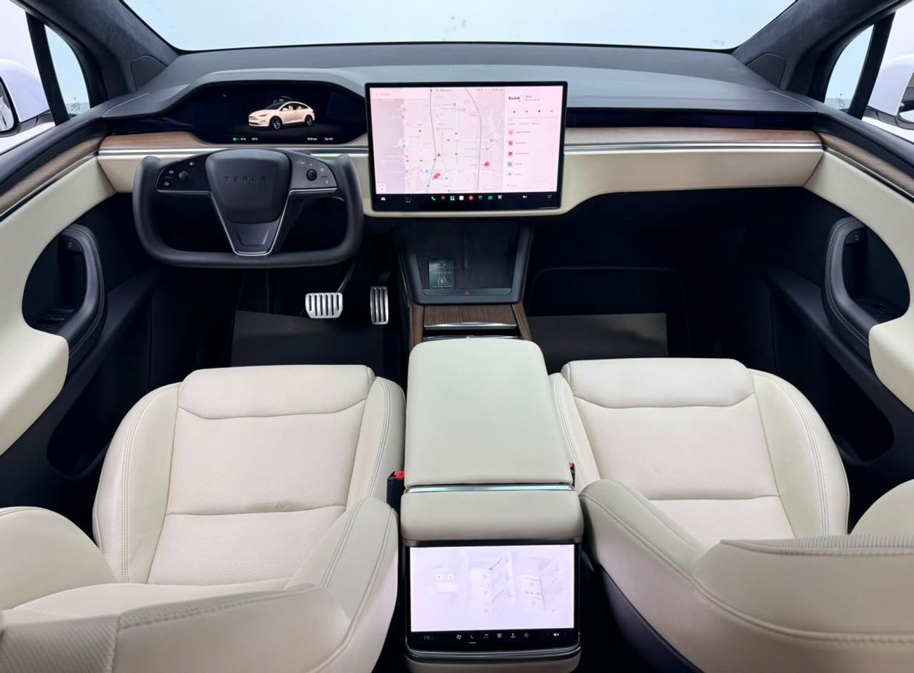 Tesla Model X LONG RANGE 2023 Tesla Model X Long Range, Tesla Warranty+Full Service History, GCC Specs