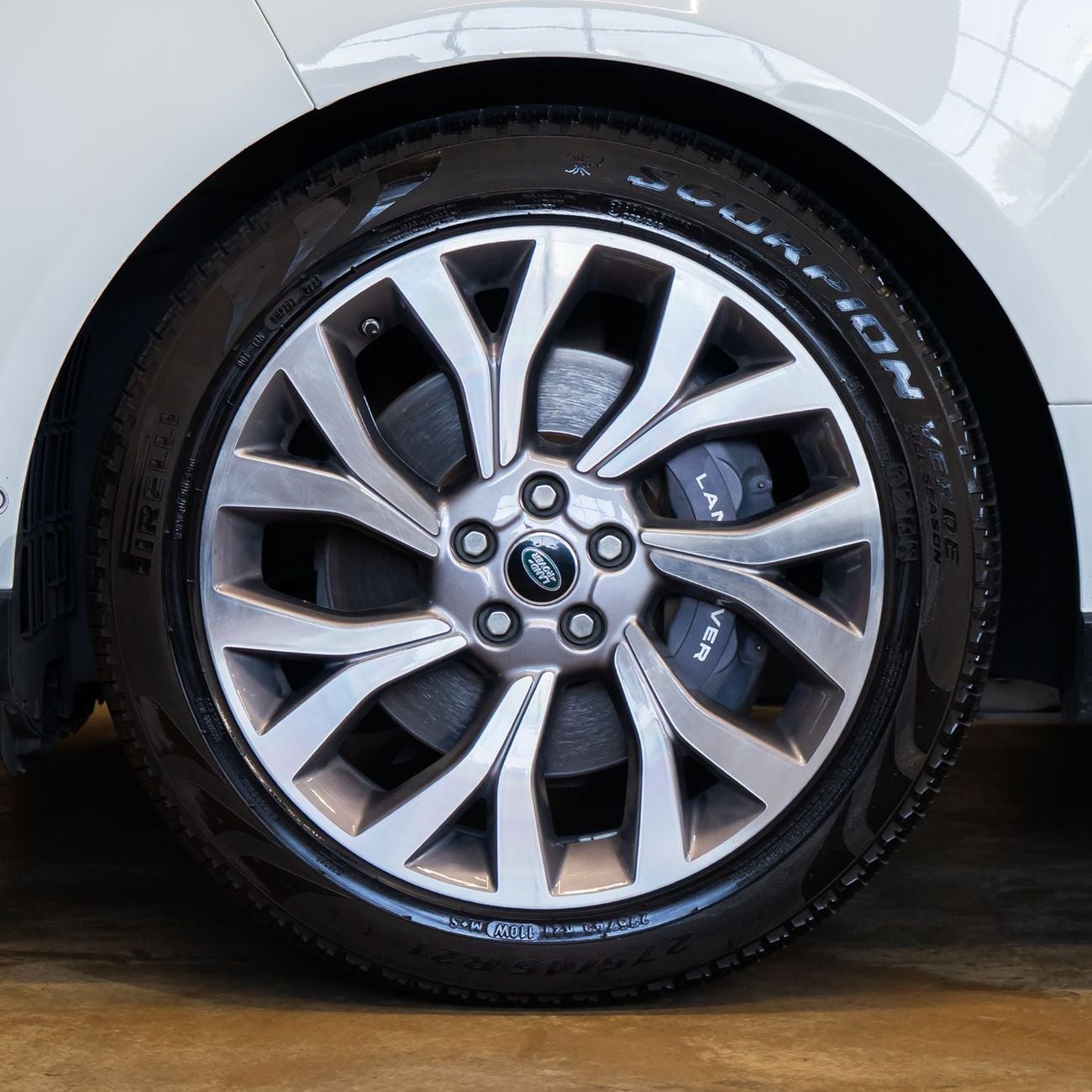 لاند روفر رينج روفر AED 3,161 pm  • 0% Downpayment • Range Rover Vogue SE P400 • 1 Year Warranty