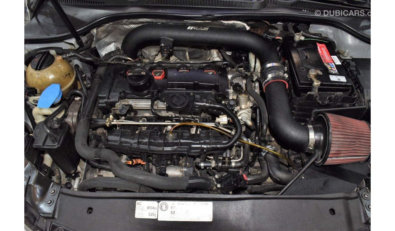 Volkswagen Golf Plus EXCELLENT DEAL for our Volkswagen Golf R32 ( 2013 Model! ) in Silver Color! GCC Specs