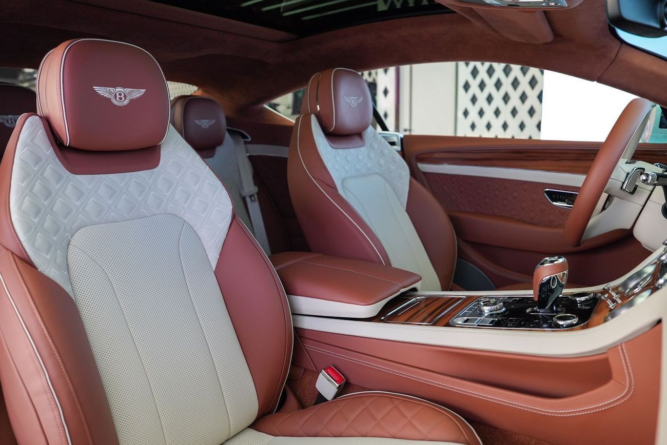 Bentley Continental GT 4.0T V8