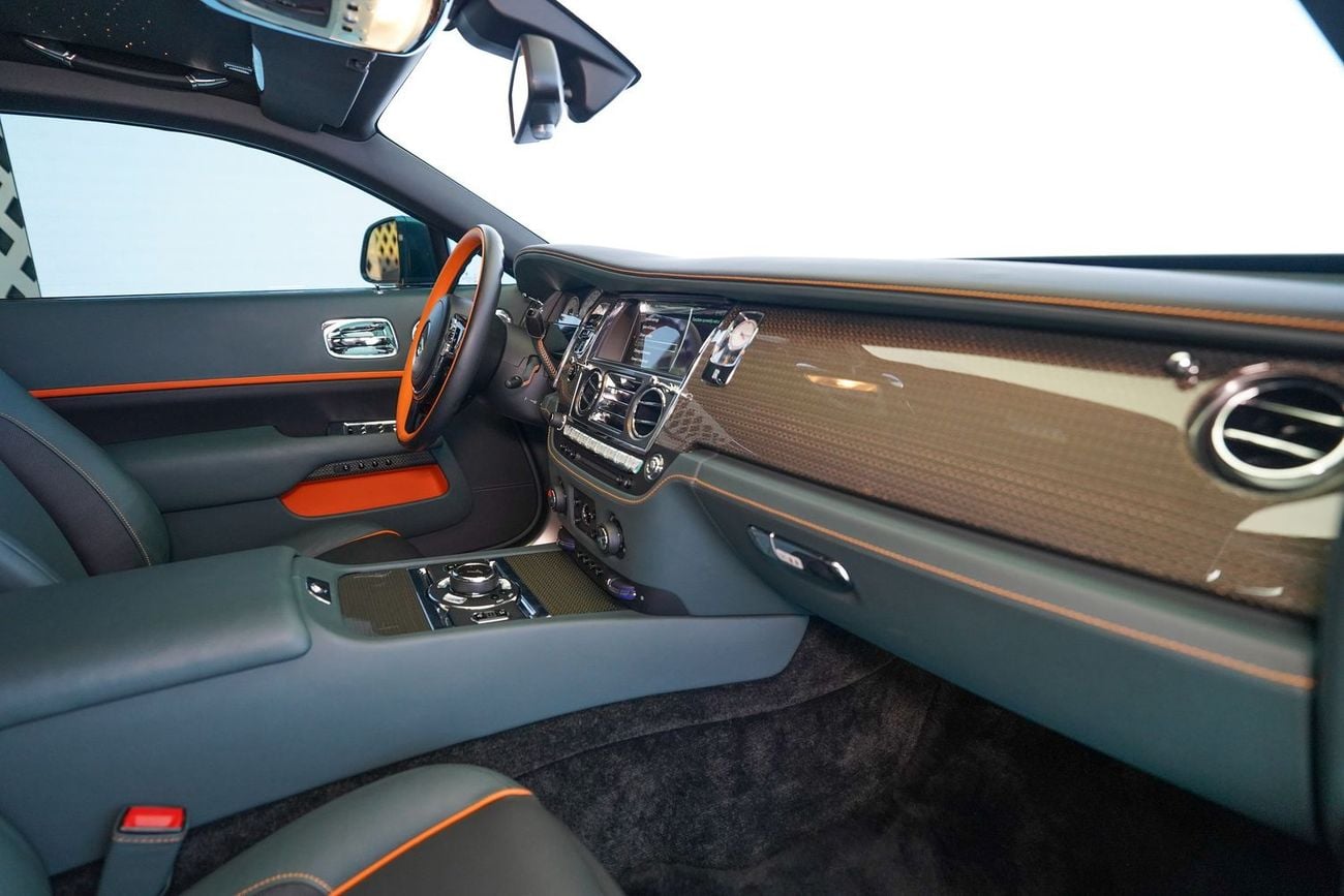 Rolls-Royce Wraith BLACK BADGE