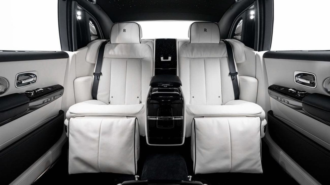 Rolls-Royce Phantom EWB - 2026 - GCC Specs - Under Warranty and Service Contract