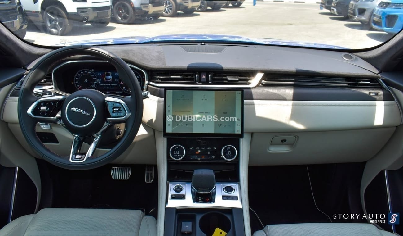 Jaguar F Pace SVR P550 5.0P V8 AWD Aut.  (For Local Sales plus 10% for Customs & VAT)
