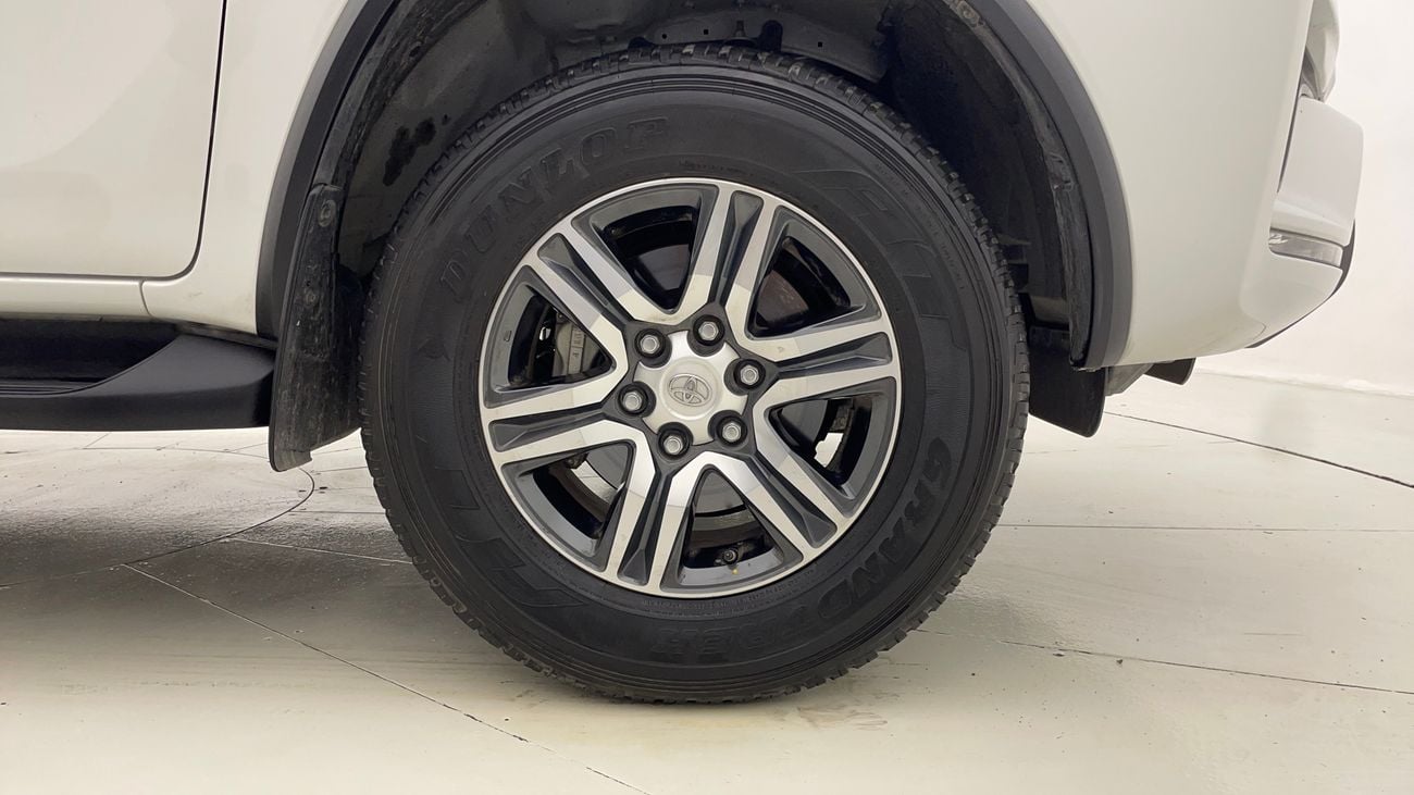 تويوتا فورتونر EXR 2.7 | بدون دفعة مقدمة | اختبار القيادة في المنزل