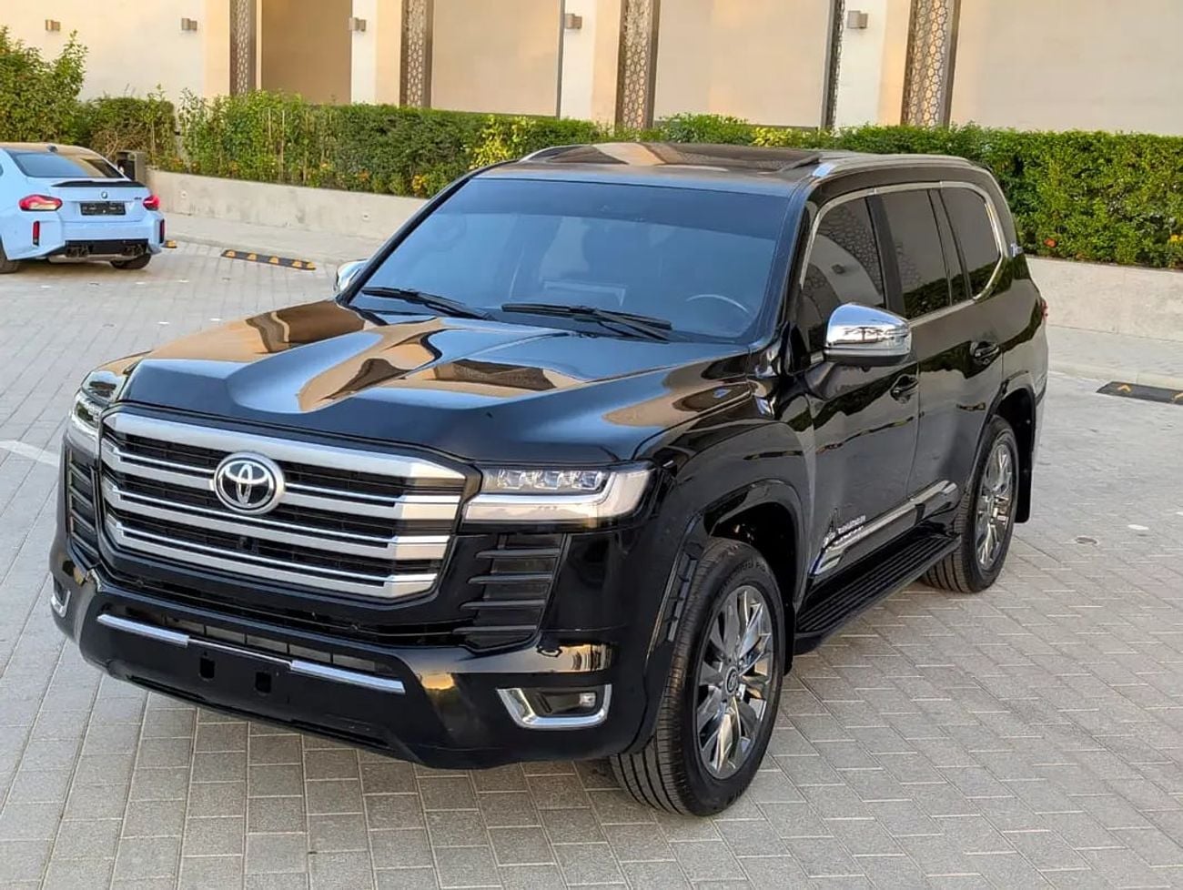 تويوتا لاند كروزر GXR Facelifted With Interior and Exterior | GCC Specs | V6 Engine
