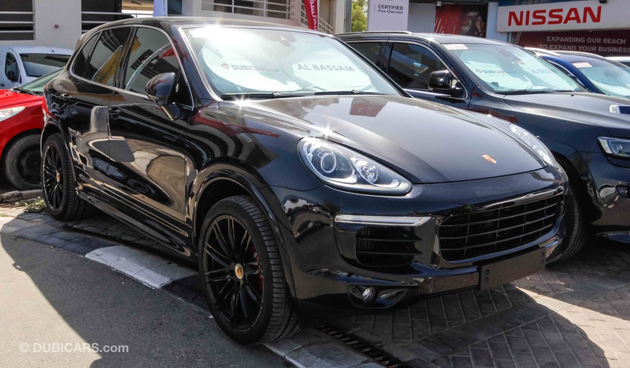 Porsche Cayenne With Cayenne S badge