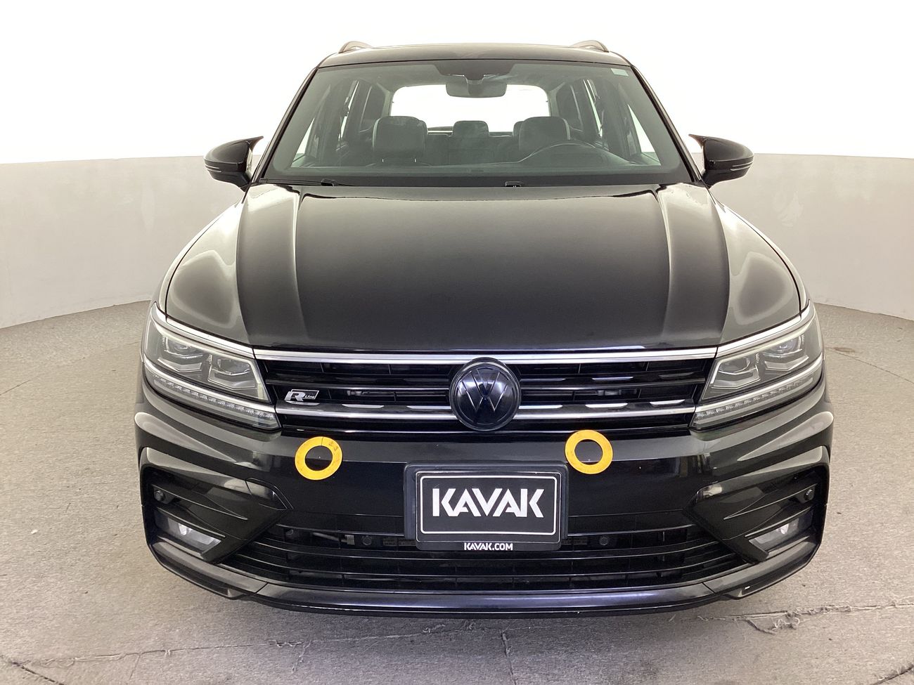 Volkswagen Tiguan R-Line | Guaranteed Warranty | 0 Down Payment