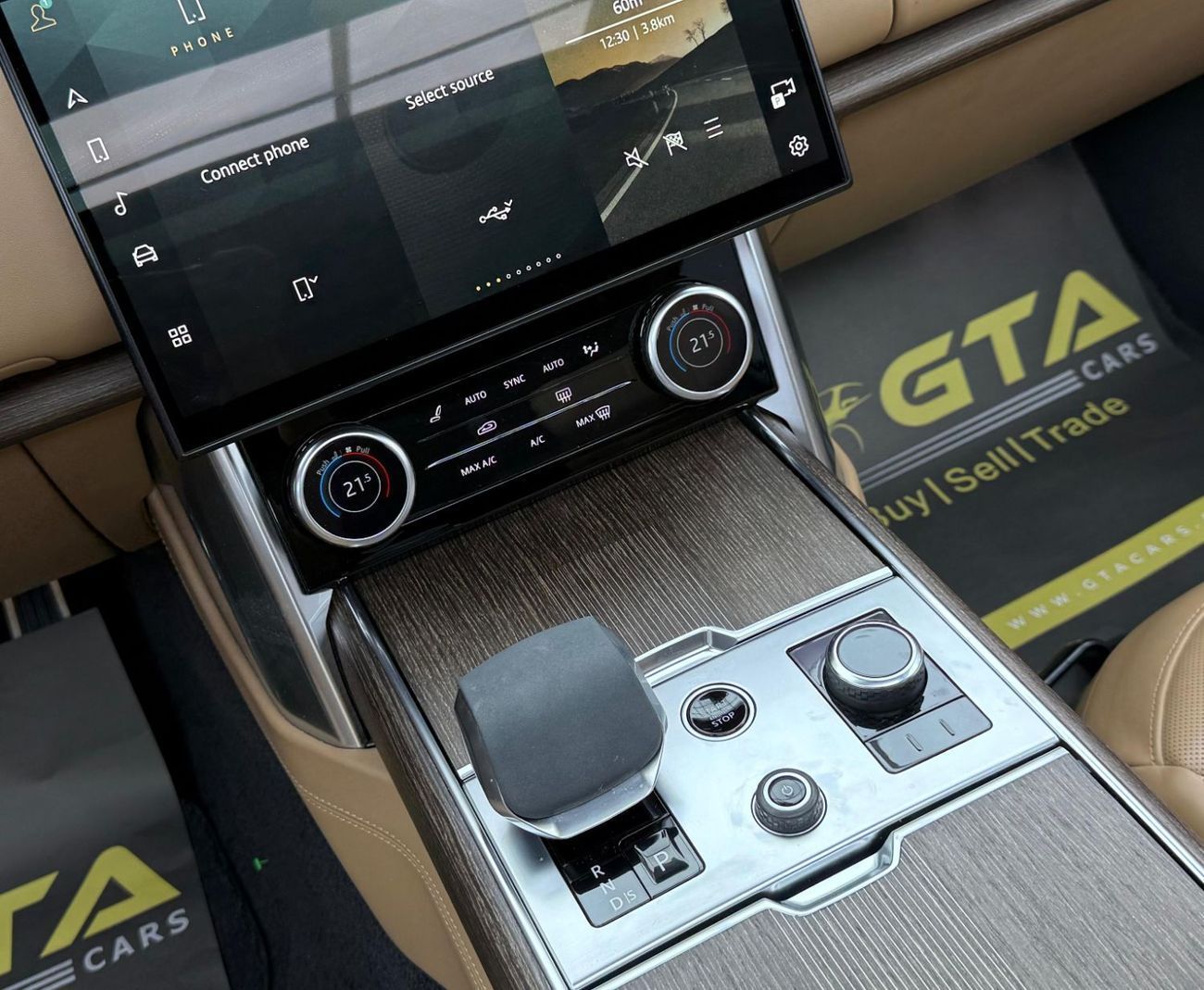 Land Rover Range Rover LWB Autobiography P400 3.0L 2022 Range Rover Vogue Autobiography, 2027 RR Warranty, 2026 RR Service