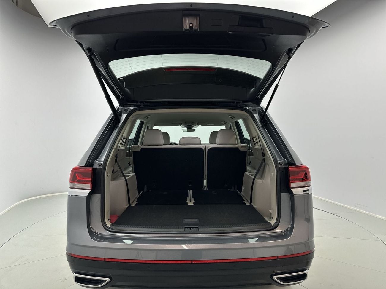 Volkswagen Teramont Teramont Trend 2.0L (Ref#54810) / WAS 149,900 - NOW 138,900