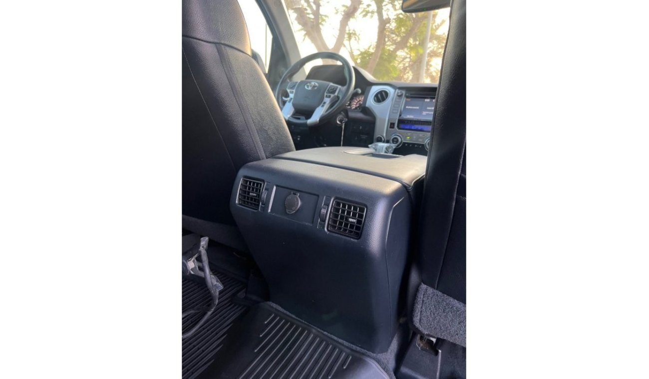 Toyota Tundra 2019 TRD OFF ROAD JUNGLE CAR 5.7L