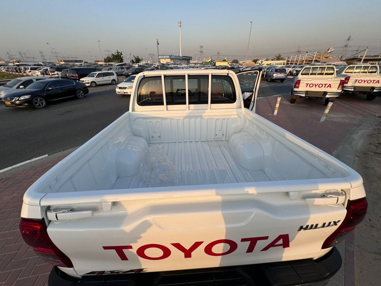 تويوتا هيلوكس Toyota Hilux 4x4 LZ AT