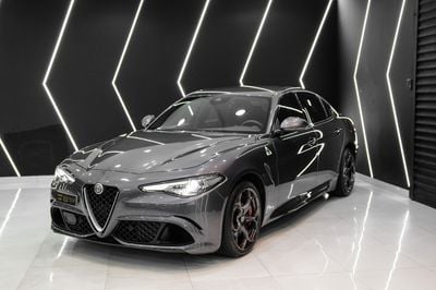 Alfa Romeo Giulia QUADRIFOGLIO 2018 Alfa Romeo Giulia Quadrifoglio, Carbon Trim, Harman/Kardon Audio, Sport Package, GCC Specs!!