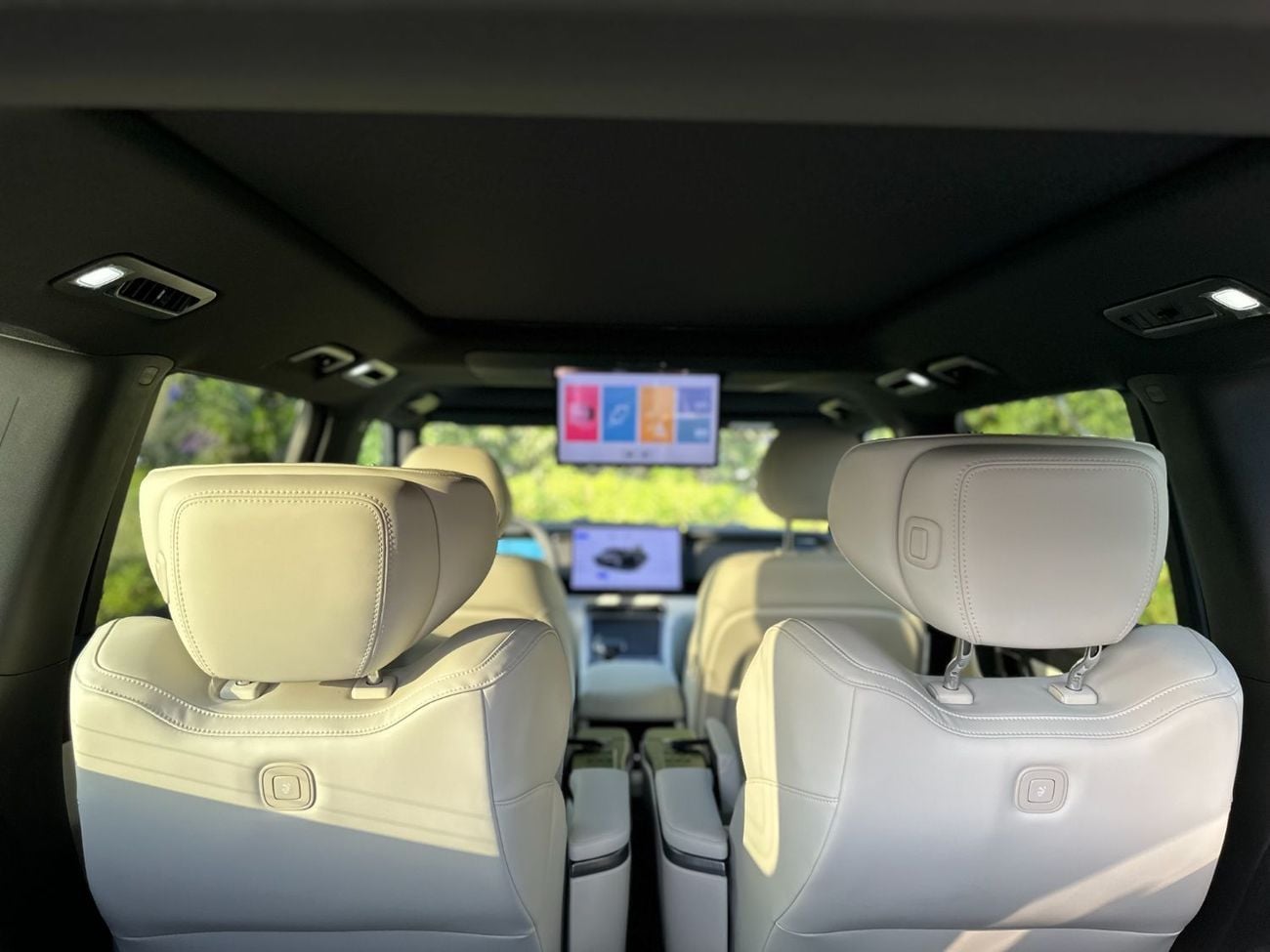 ROX 01 PRESTIGE | 6 Seats VIP | Brand New | AED 3,500 monthly