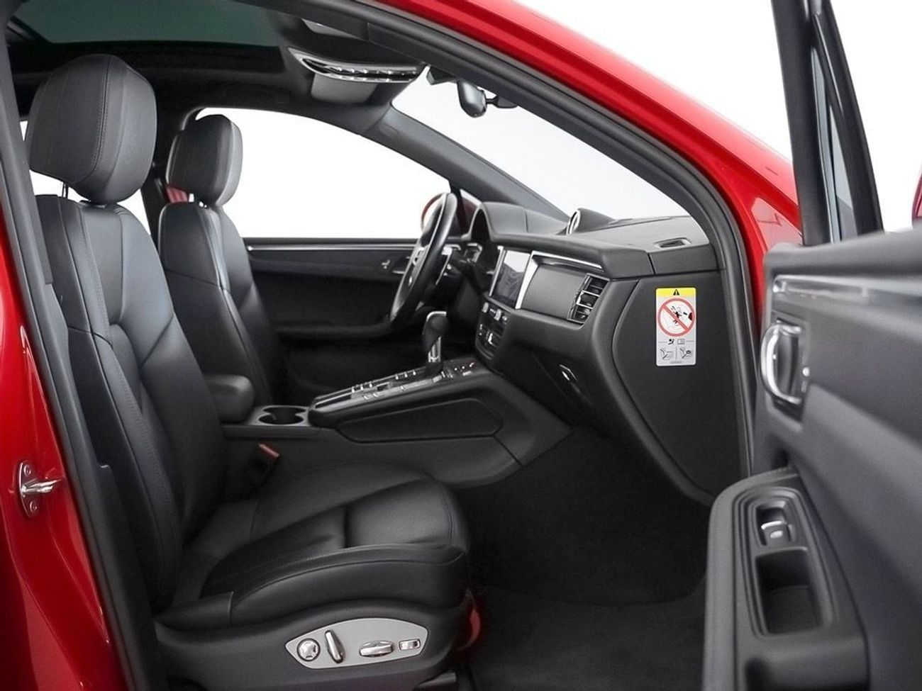 Porsche Macan Std 2.0L (260 HP) Std 2.0L (261 HP)