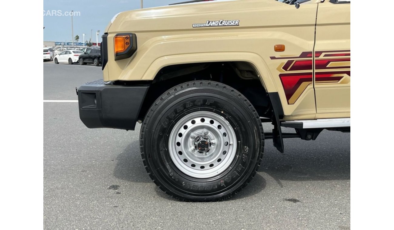 تويوتا لاند كروزر بيك آب 4.0L BEIGE WINCH DIFFLOCK